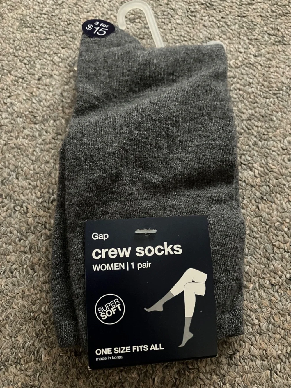 NWT Women’s GAP Crew Socks (2 Pairs)